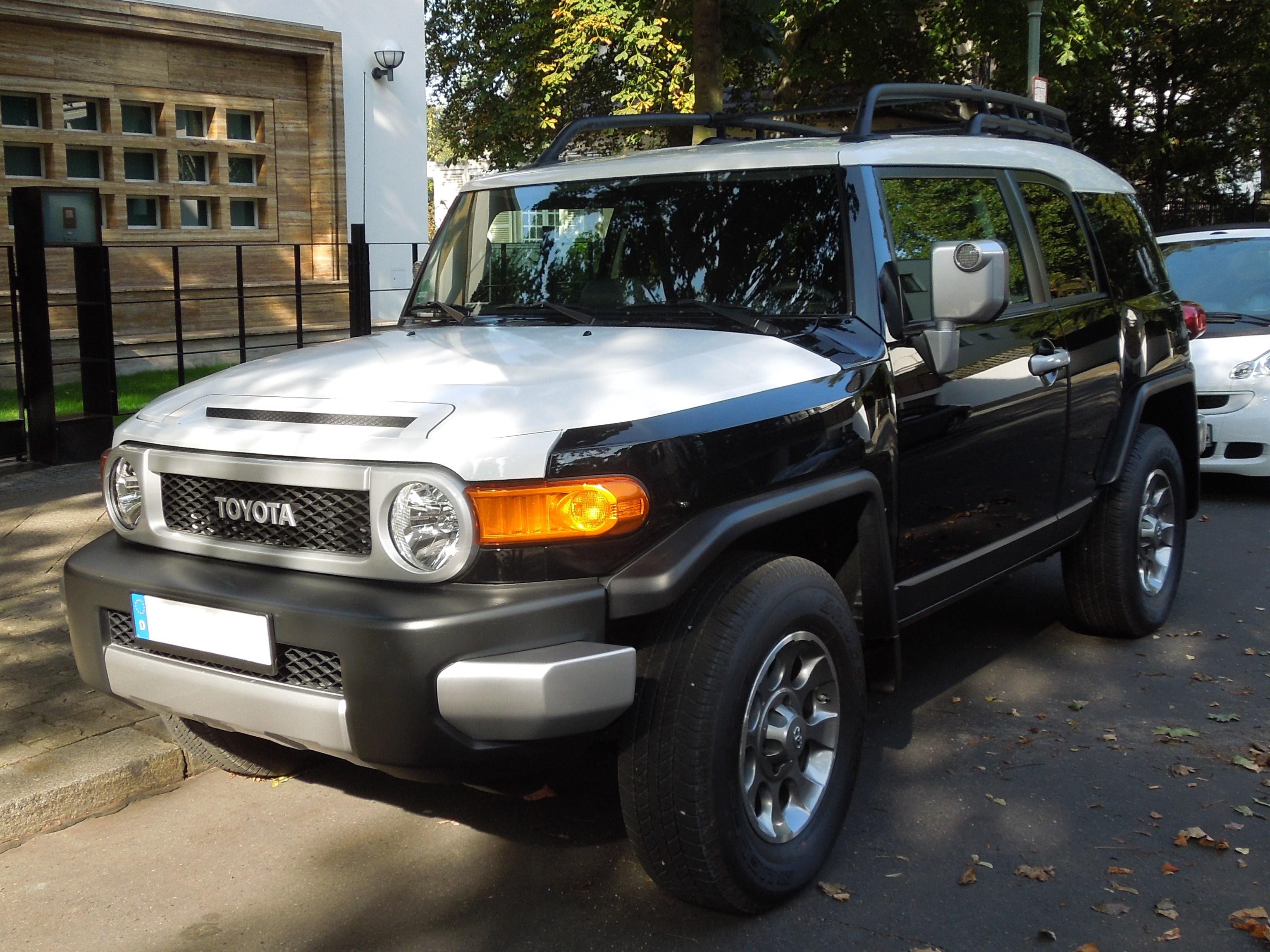 Why Did Toyota Stop Making The FJ Cruiser? 