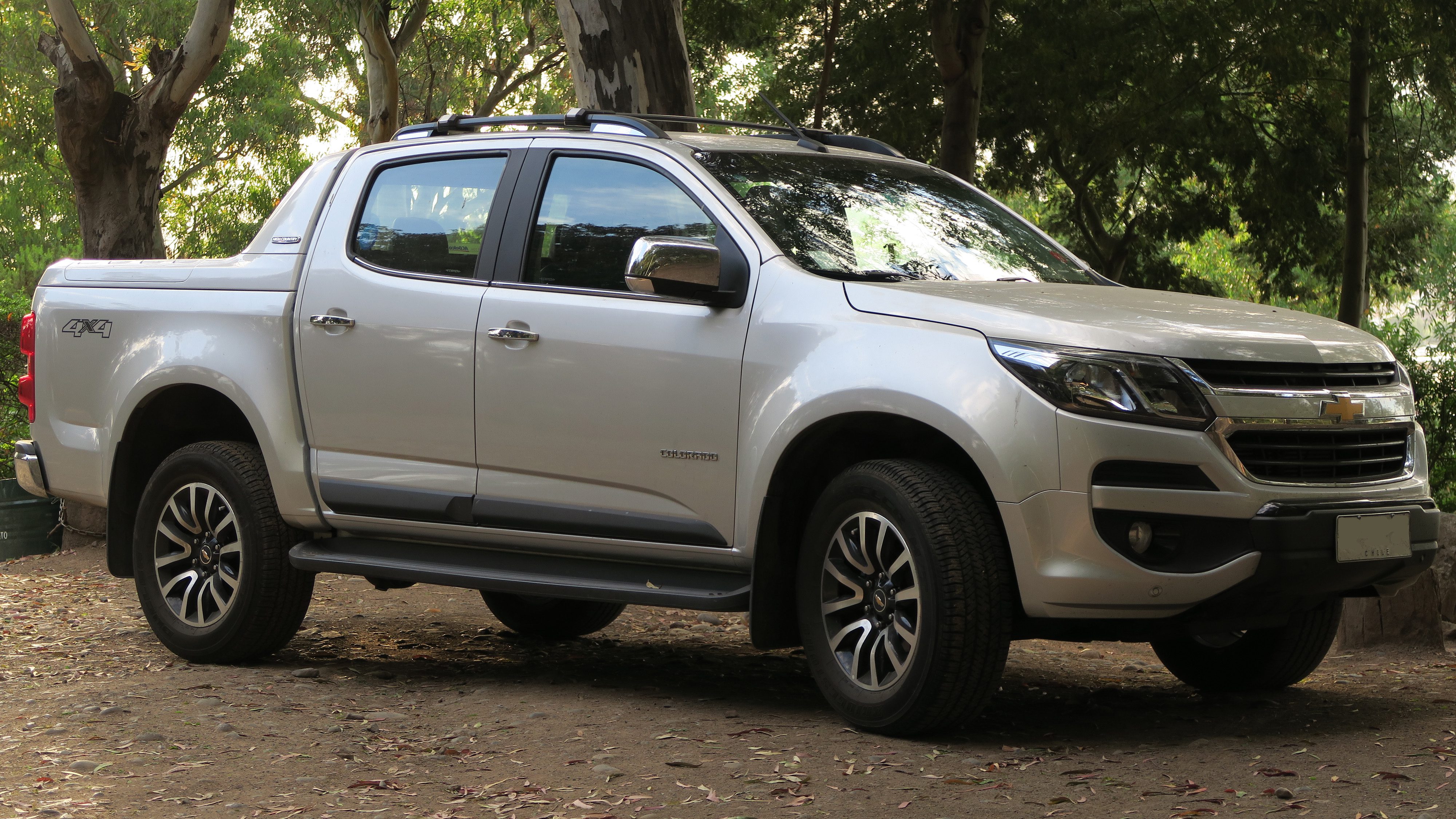 File:Chevrolet Colorado High Country 2018 (46414614972).jpg - Wikimedia  Commons